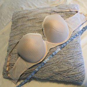 42DD Nursing Bra~ Gilligan & O'Malley ~Nude /Lace